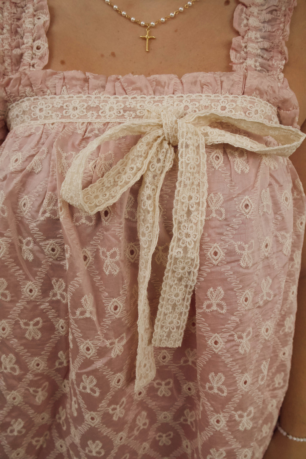 Pink bow lace dress